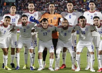 La-roja-futbolistas-chilenos-en-enero-2022