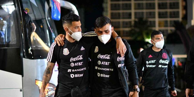 tecatito-corona-jamaica-vs-mexico