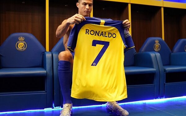 Cristiano entrena en Al Nassr