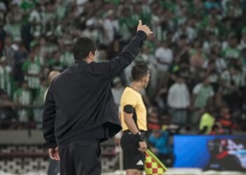 Efraín Juárez renuncia a Atlético Nacional